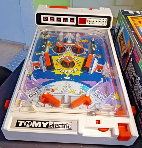 Tomy pinngg ball flipper - tomy,